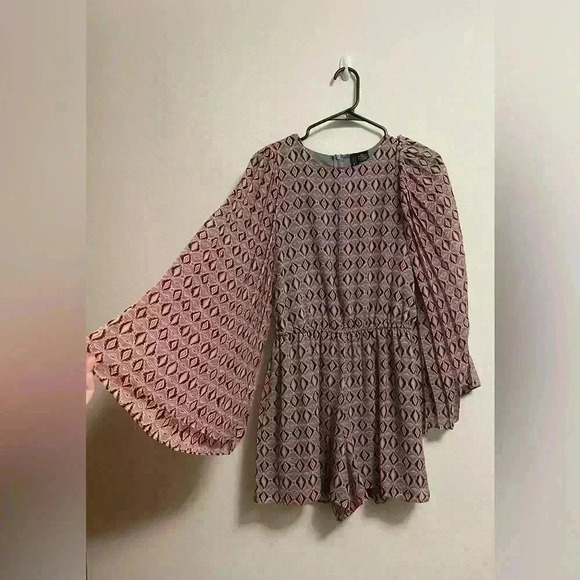 Fire Los Angeles - Women’s Geometric Patterned Romper - Size S - Picture 1 of 5